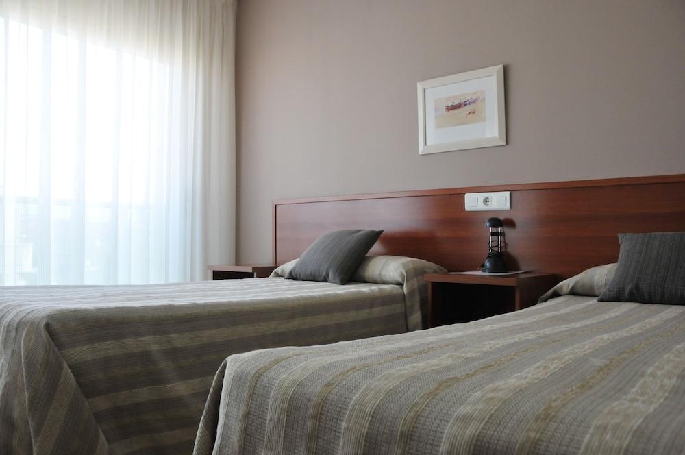 Hotel Calafell Platja Mar Bagian luar foto