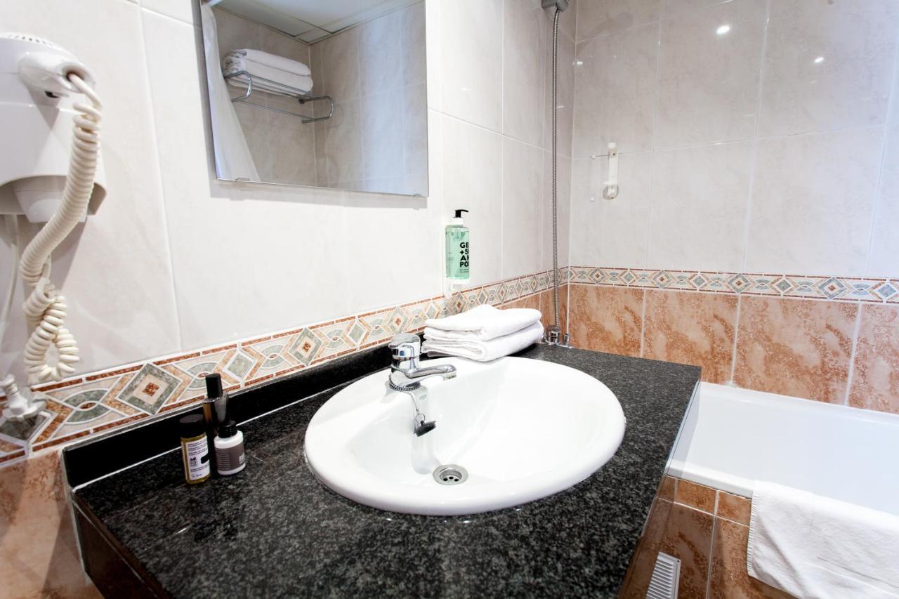 Hotel Calafell Platja Mar Bagian luar foto