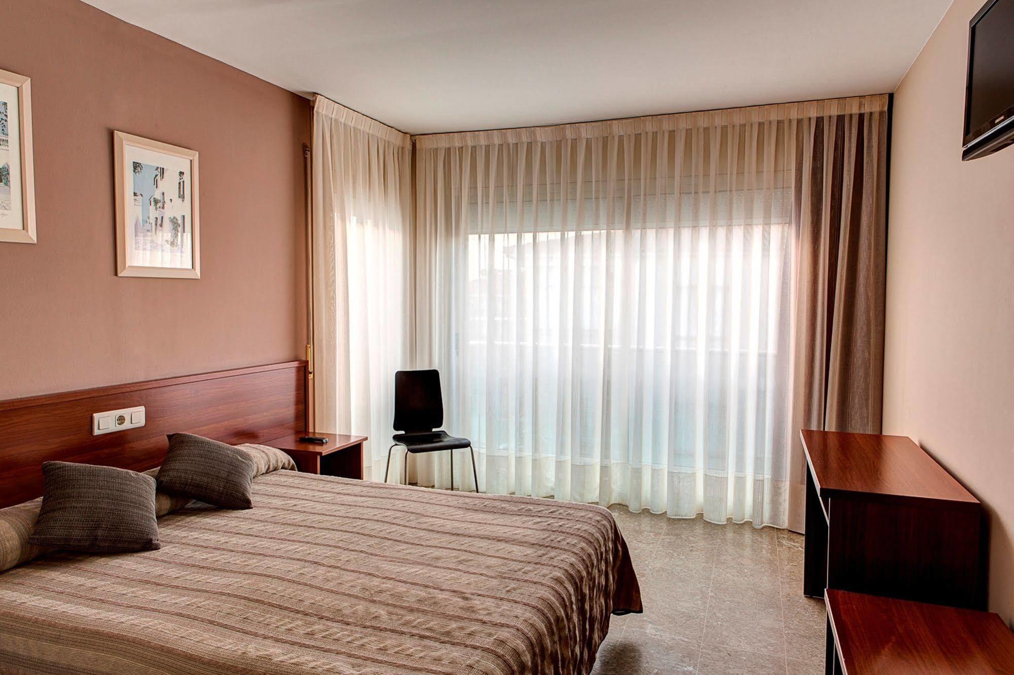 Hotel Calafell Platja Mar Bagian luar foto
