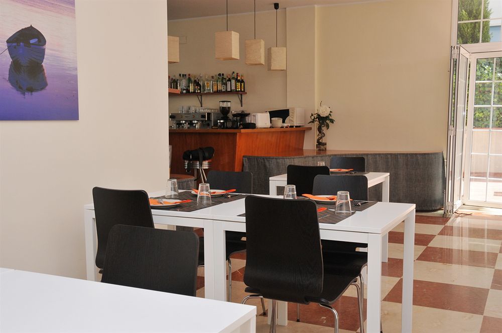 Hotel Calafell Platja Mar Bagian luar foto